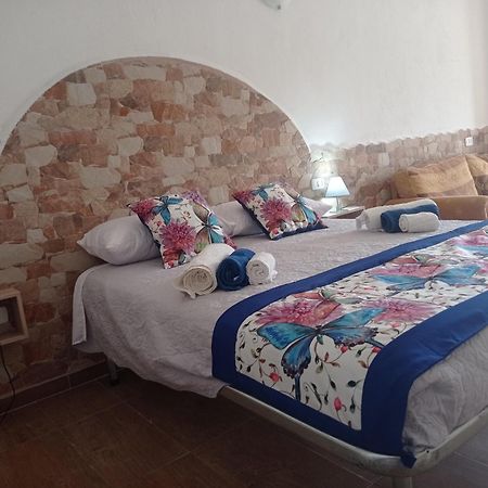Villa Rosa In Surrau Арцахена Екстериор снимка
