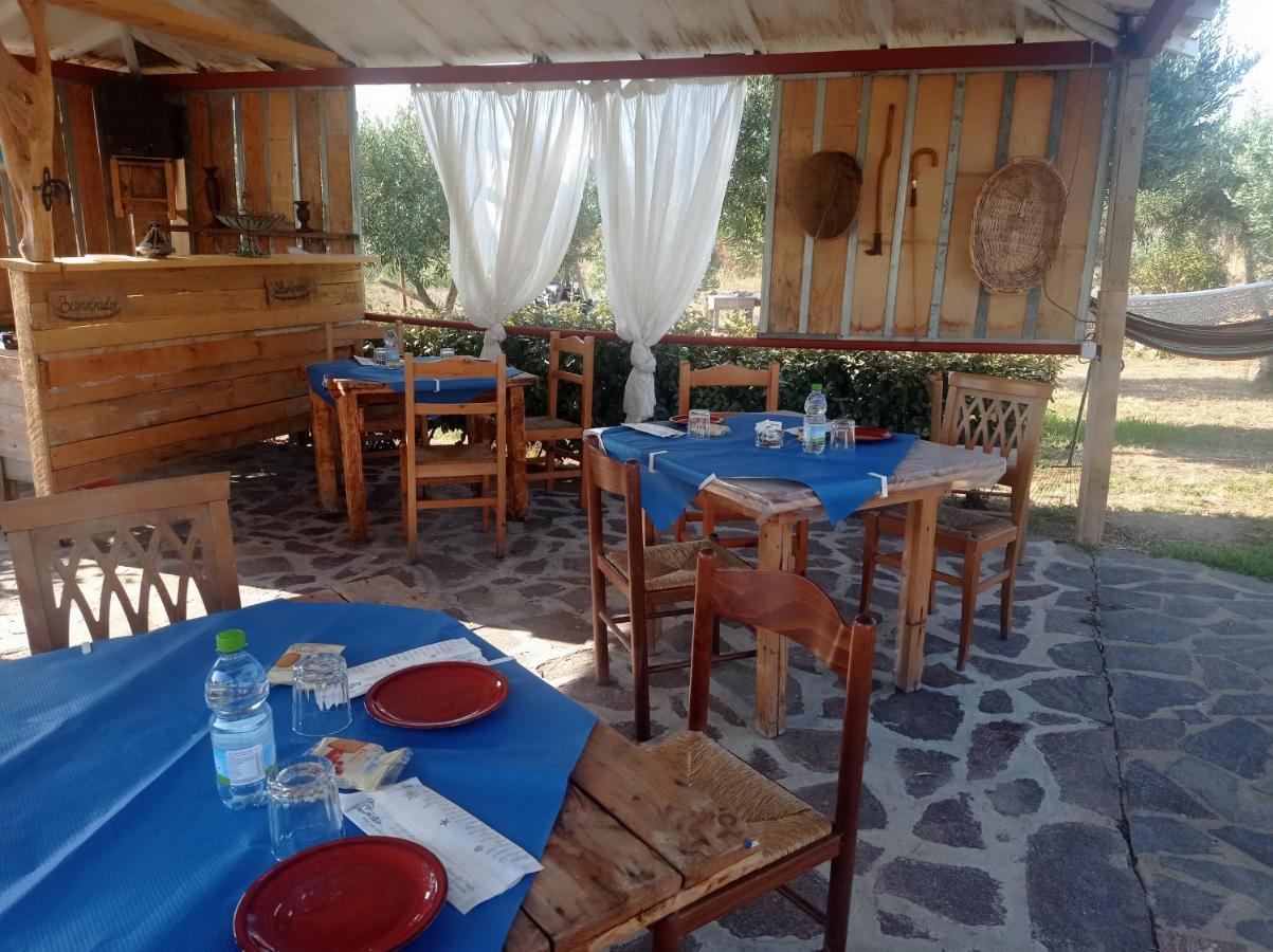 Villa Rosa In Surrau Арцахена Екстериор снимка