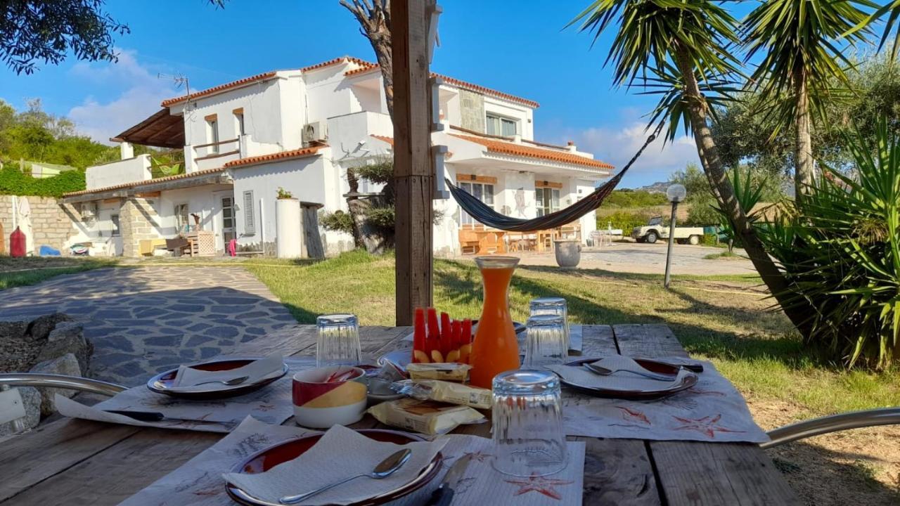 Villa Rosa In Surrau Арцахена Екстериор снимка
